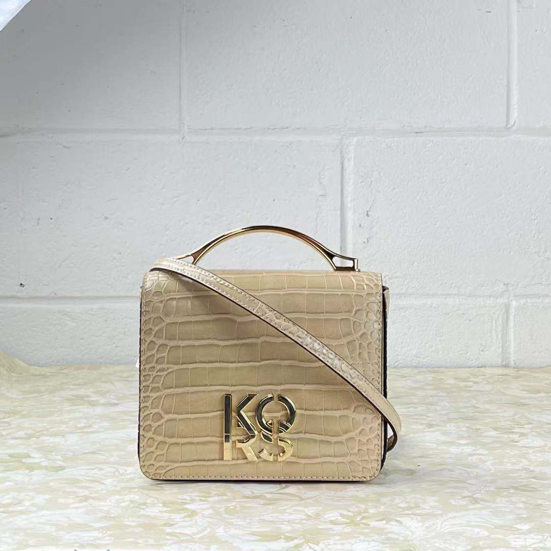 MICHAEL KORS 35T1GKSF5E Small Crocodile Embossed Convertible Crossbody Bag In Buff MICHAEL KORS 35T1GKSF5E Small Crocodile Embossed Convertible Crossbody Bag In Buff
